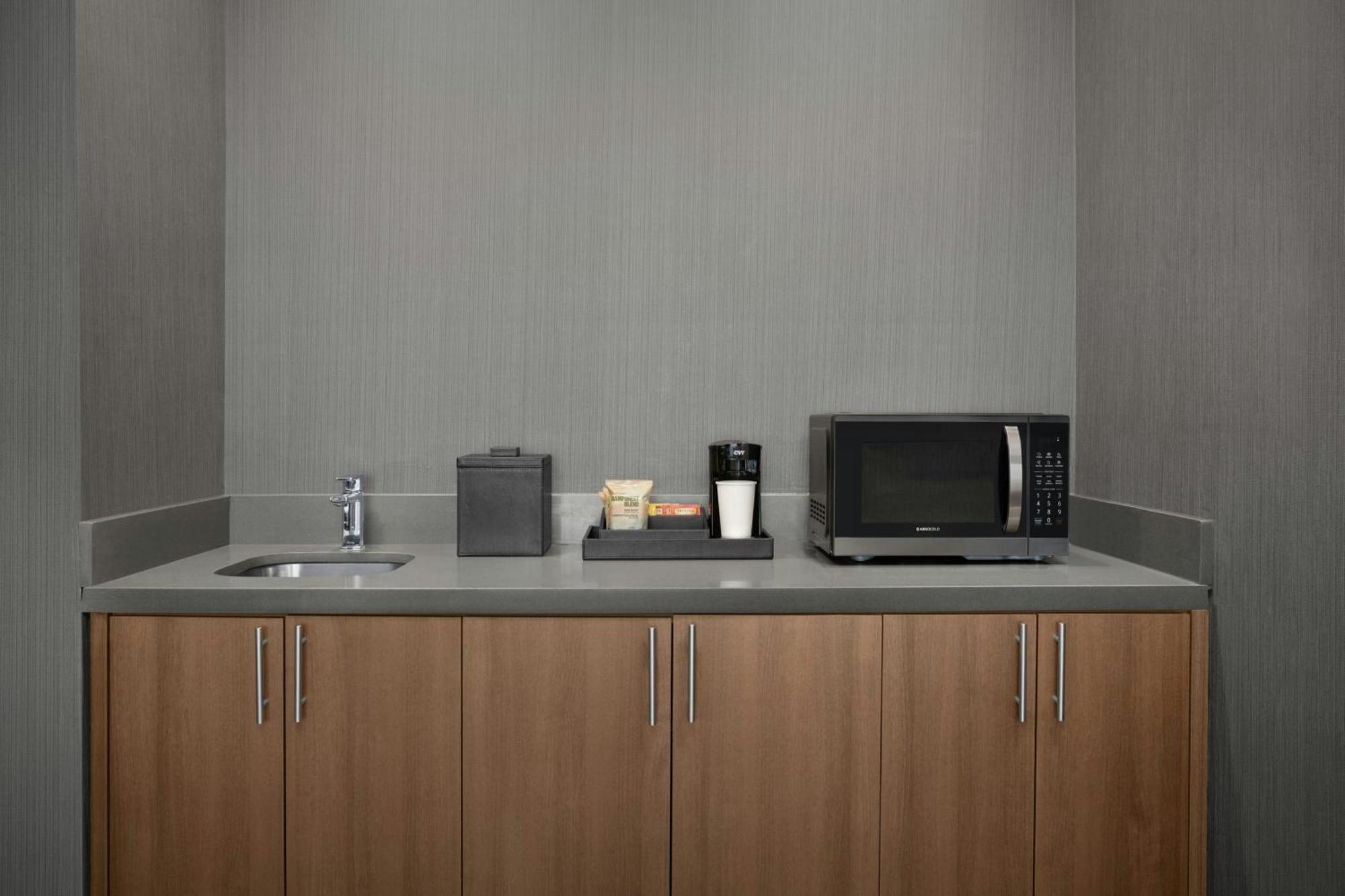 Courtyard By Marriott Antioch Pittsburg Hotel Eksteriør billede
