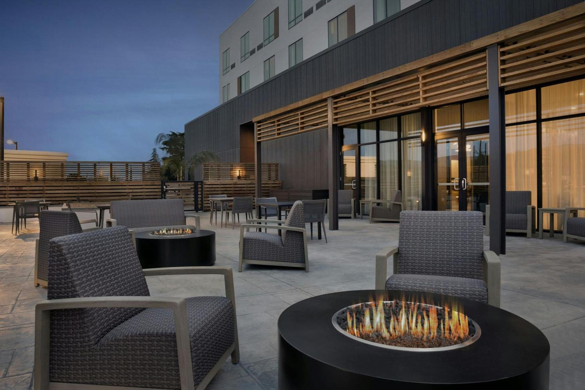 Courtyard By Marriott Antioch Pittsburg Hotel Eksteriør billede